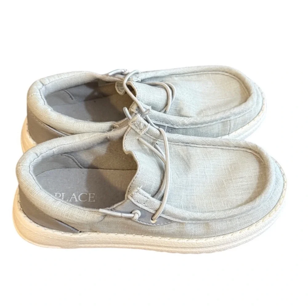 The Childrens Place Boys Grey Canvas Boat Shoes Slip On Loafers Size 11